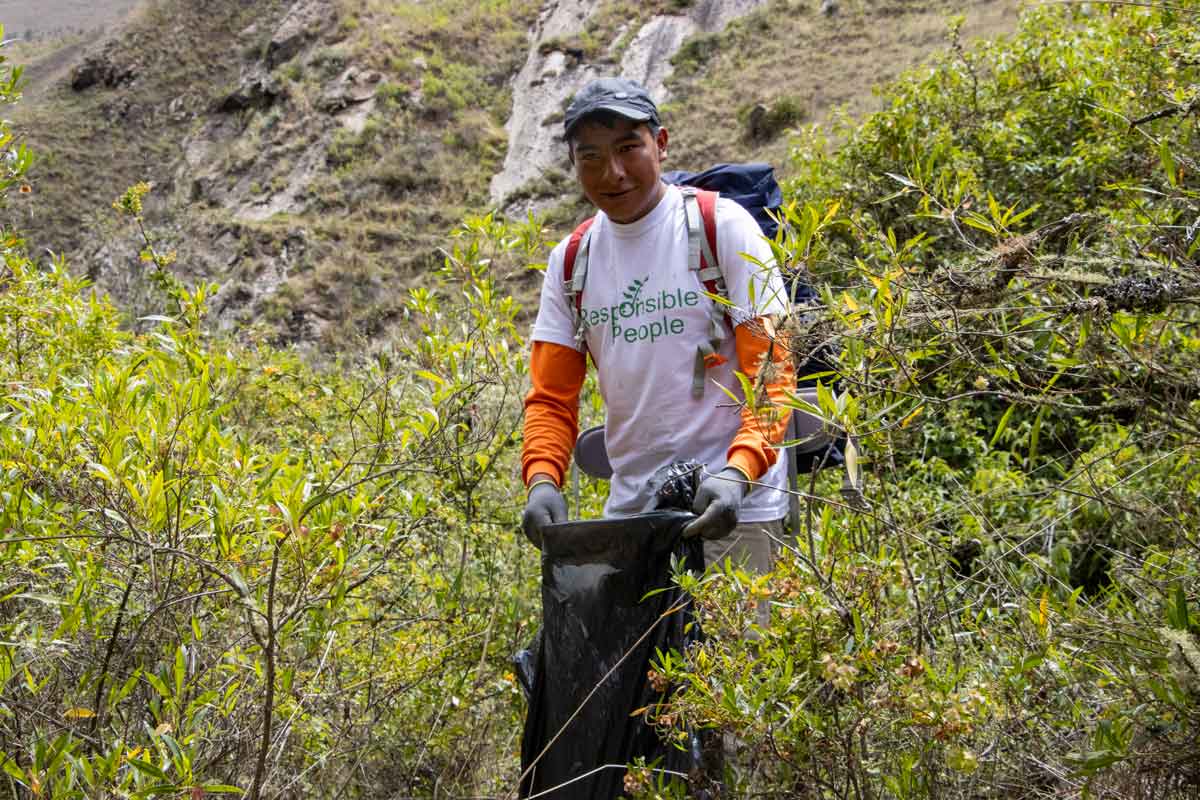Clean hiking trails Peru